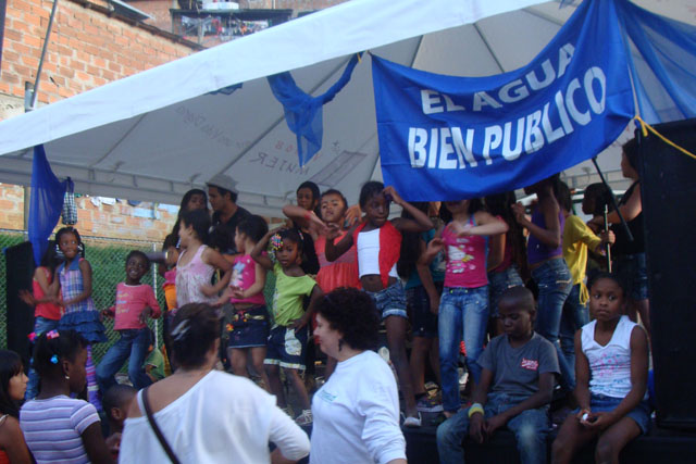 Festival de mujeres por el Derecho al Agua y la comunidad del barrio Las Golondrinas